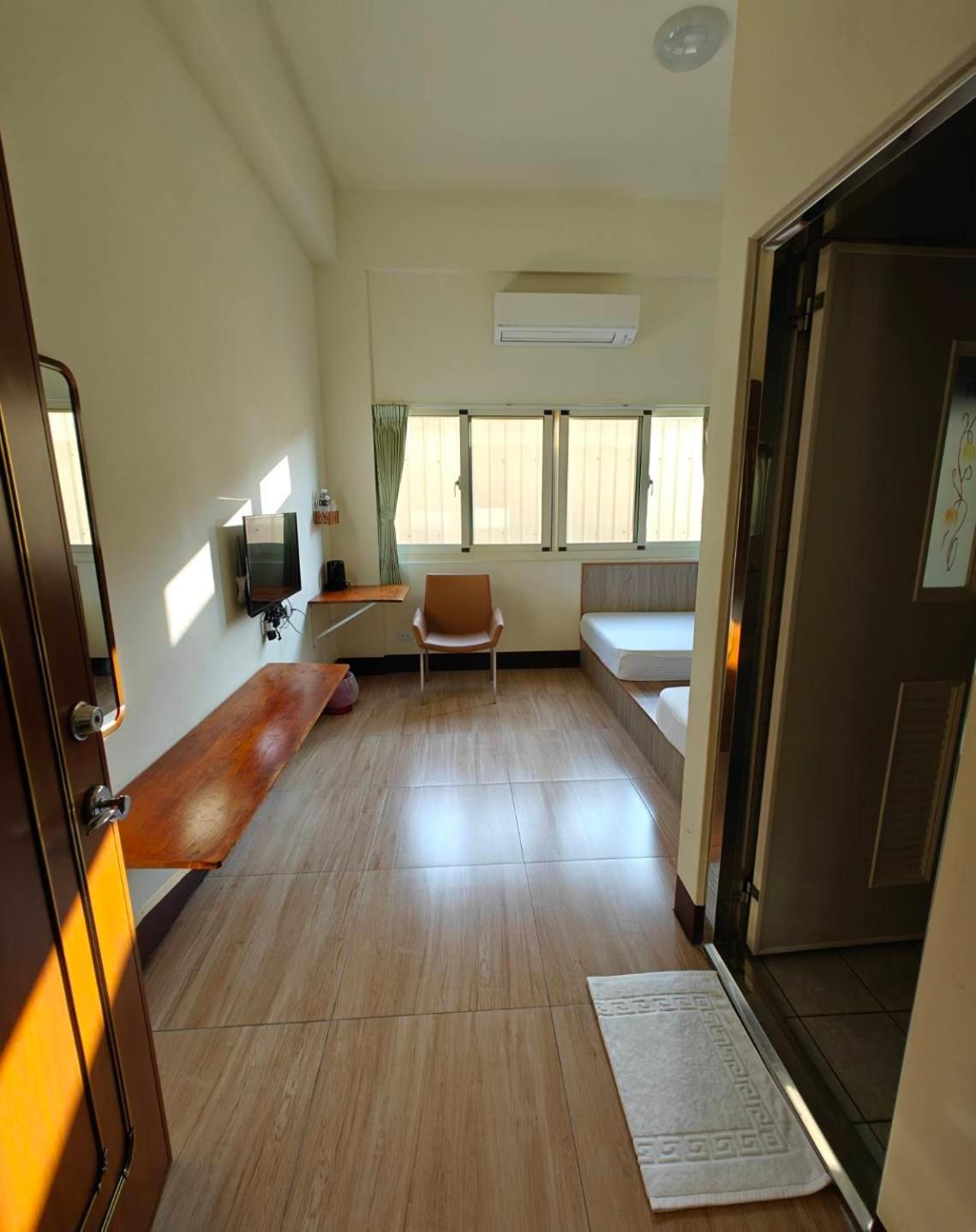 Li Yuan Homestay Tianzhong Εξωτερικό φωτογραφία